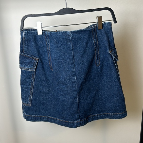 TopShop Denim Button Down Flap Pocket Jean Mini Skirt Size 28 - Picture 4 of 7